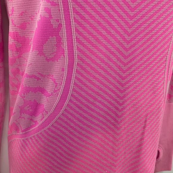 Lululemon Swiftly Tech Pink Color Change Long Sleeve Sz 6 - Picture 2 of 10